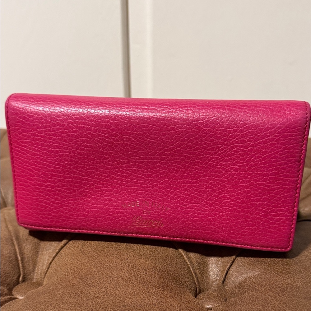 Gucci Pink Leather Wallet